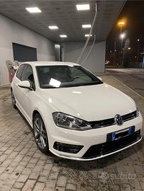 Volkswagen Golf VII 1.4 Tsi R-line