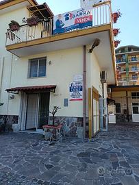 Locale commerciale 405 mq - Battipaglia - 199.000