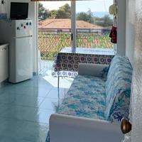 Divano trasformabile clic/clak contenitore letto