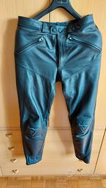 Giubbo e pantaloni pelle Dainese