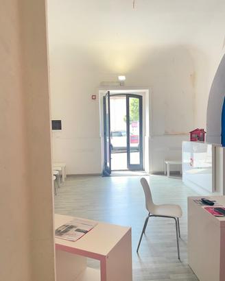 Locale commerciale PEDARA