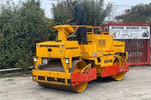 M12 Rullo compressore Dynapac CC14 targato
