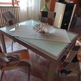 Tavolo ferro e vetro