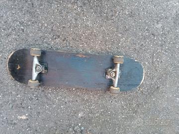 Skateboard