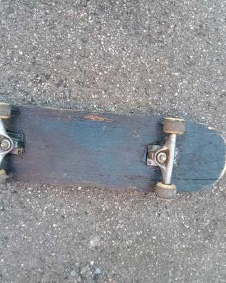 Skateboard