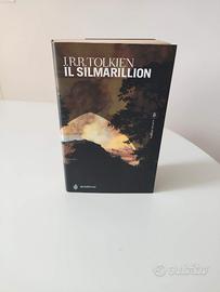 Libro Il Silmarillion JRR Tolkien