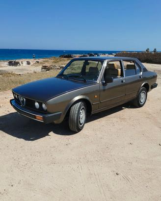 ALFETTA 2.0 QUADRIF. ORO PRIMA SERIE A CARBURATORI