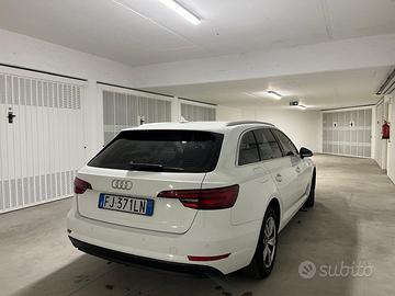 Audi A4 Avant 2.0 tdi 122cv LED S Line edition