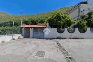 VILLA SINGOLA A POZZUOLI