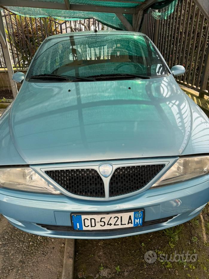 Lancia Y