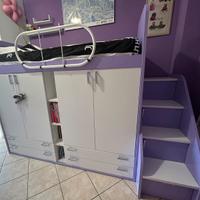 Letto soppalco con Armadio