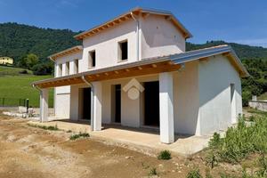 VILLA SINGOLA A MONTE DI MALO