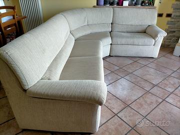 Divano Angolare In Tessuto