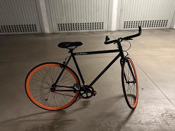 Bicicletta city fixie bike