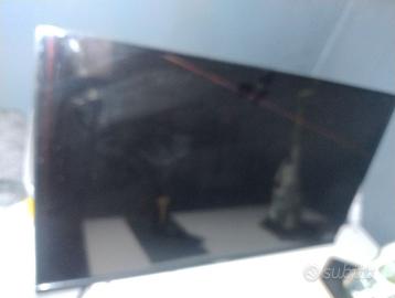 TV perfettamente funzionante senza telecomando