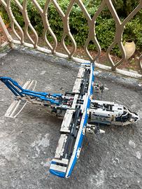 LEGO Technic 42025 - Aereo da carico