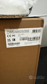 Lavastoviglie samsung DW60M6050BB nuova mai usata