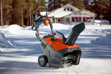 SPAZZANEVE HUSQVARNA ST 131