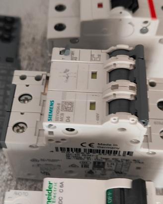Materiale elettrico Schneider/Siemens