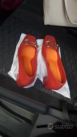 Scarpe donna mai indossate n. 37