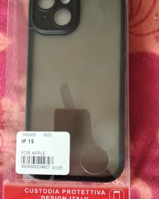 cover iPhone 15 nera