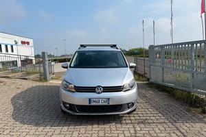 VW TOURAN 1.6 DIESEL 7 POSTI AUTOMATICO NEOP.