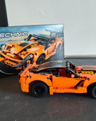 42093 LEGO Technic Chevrolet Corvette ZR1