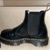 Stivaletti Dr. Martens modello 2976 BEX