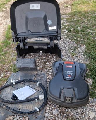 robot tagliaerba