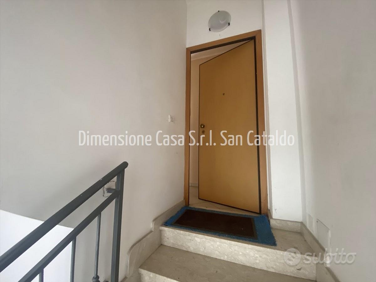 Appartamento – CL - Vista 3