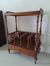 Tavolino porta bottiglie in legno