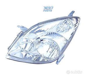 FANALE SINISTRO PER TOYOTA COROLLA VERSO 02-04