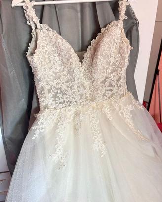 Abito sposa principessa pizzo tulle brillantini