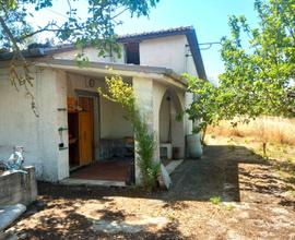 Casa di campagna Tito scalo