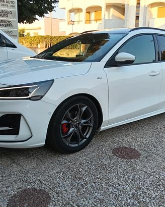 ford focus st line x sw