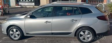 RENAULT MEGANE SPORTOUR 1.5 DIESEL 3a serie EURO 5
