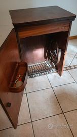 Mobiletto per Macchina da Cucire con Pedale