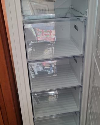Freezer verticale no frost