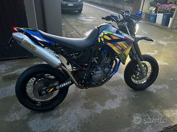 Yamaha xt660x supermoto