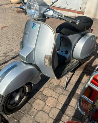 PIAGGIO VESPA PX 152