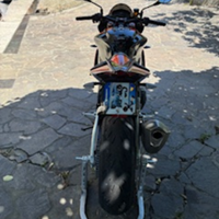Aprilia tuono V4