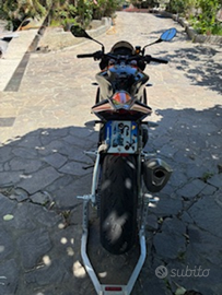 Aprilia tuono V4