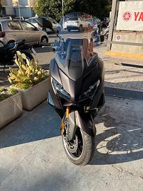 Yamaha TMAX 560 Tech Max Demo