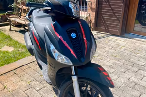 Scooter Piaggio Medley 125 Sport
