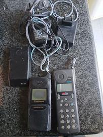 Due cellulari anni 90