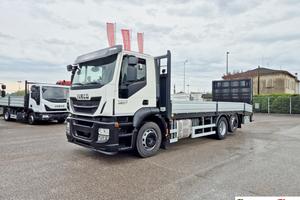 IVECO STRALIS 260S46 pianale,rampa,verricello nuov