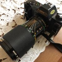 Macchina fotografica Canon con rullino