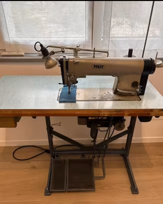 Macchina da cucire industriale 100€