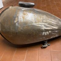 Serbatoio sverniciato cagiva SST 125