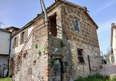 Terratetto a Montecastrilli